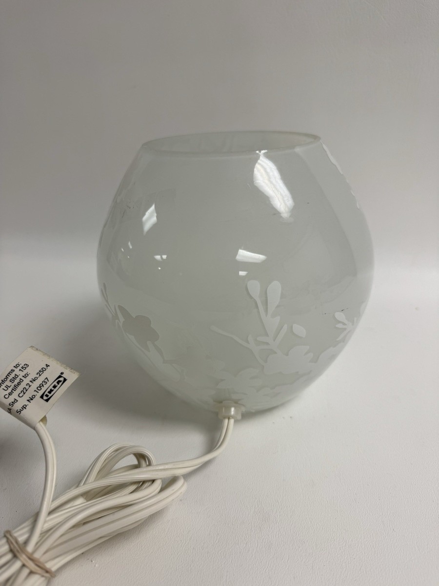 Ikea Classic Knubbig 6.75” X 7” Cherry Blossom Accent Table Lamp
