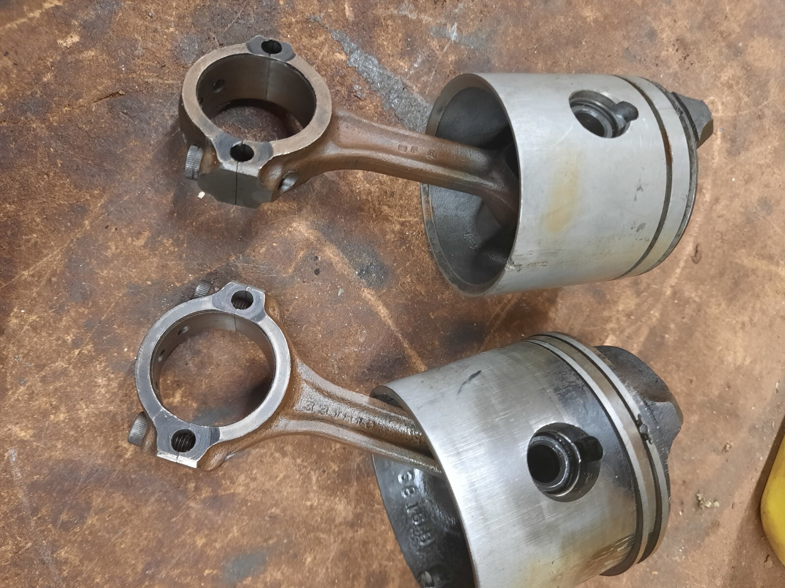 2 used Connecting Rods with Pistons fit Johnson and Evinrude 9.9 hp