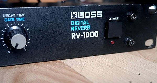 Boss Rv1000