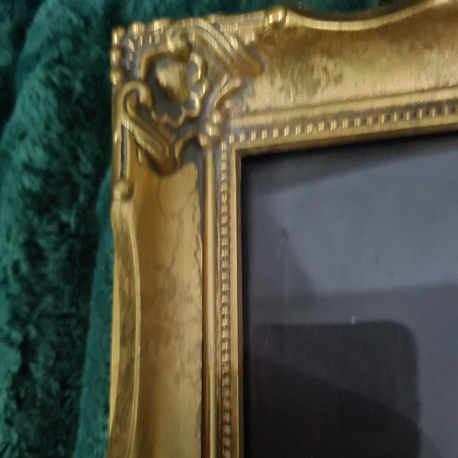 Picture 11 of 24