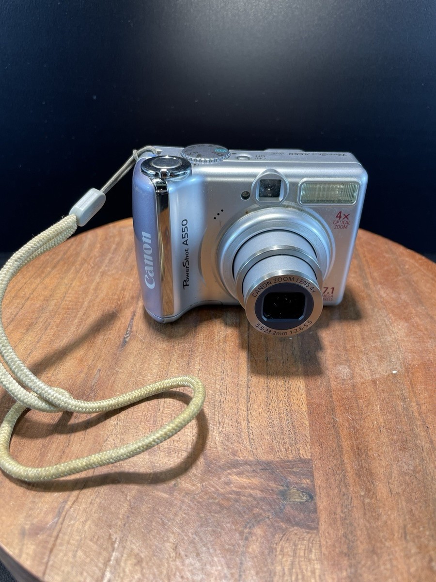 Canon PowerShot A550 7.1MP Digital Camera Silver 4x Optical Zoom