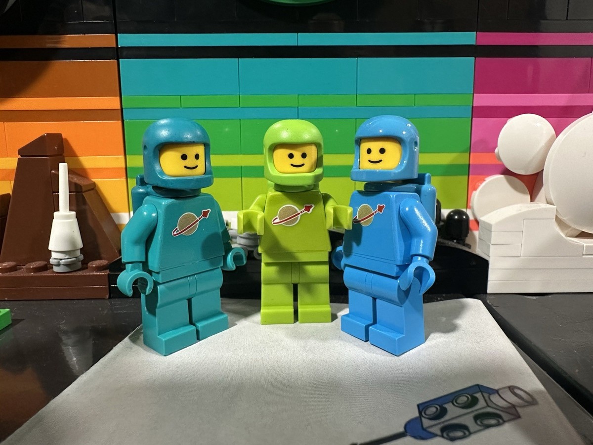 Lego Spaceman Collection LEGO® 5002812 Classic Spaceman Minifigure