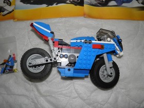 LEGO 6747 Creator 3 in 1, Race Rider. 100% Complete with Manuals