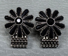 Vintage Black Onyx Flower Petal White Gold Plated Wrap Around Cuff Links