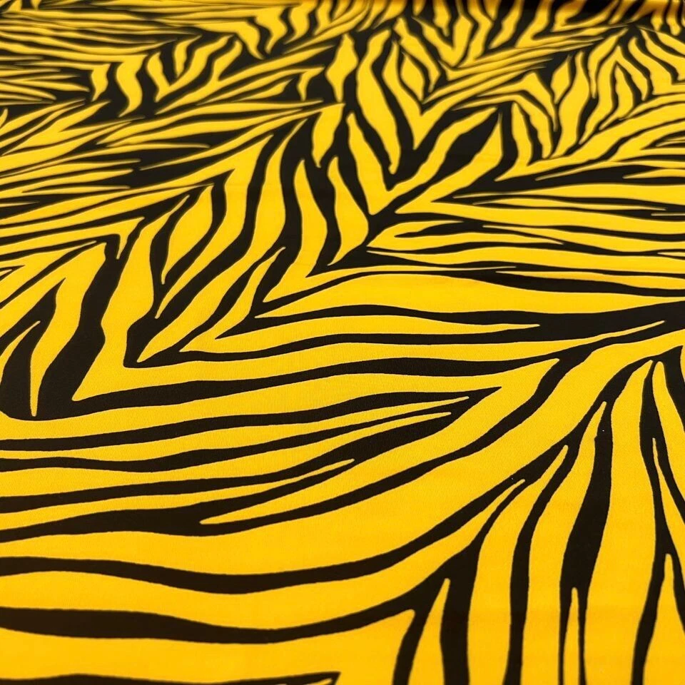 Tela elástica de 4 vías con estampado de animales de cebra spandex 60" de ancho por yarda para disfraz Foto 3 de 4