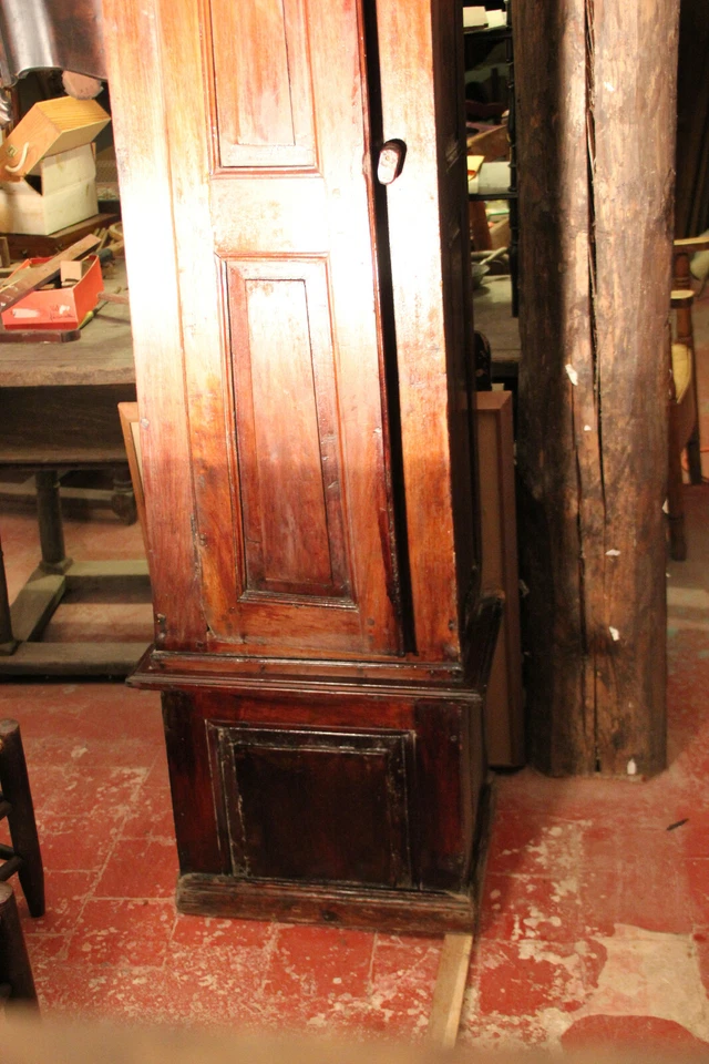 Grande caisse d'horloge en bois. XVIIIe siècle. - Photo 4/4