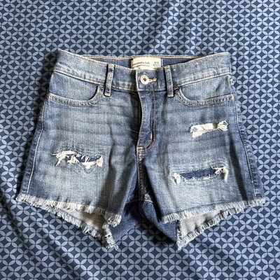 Abercrombie Kids Shorts Size 9/10 Light Distressed Frayed Denim High Rise Relax