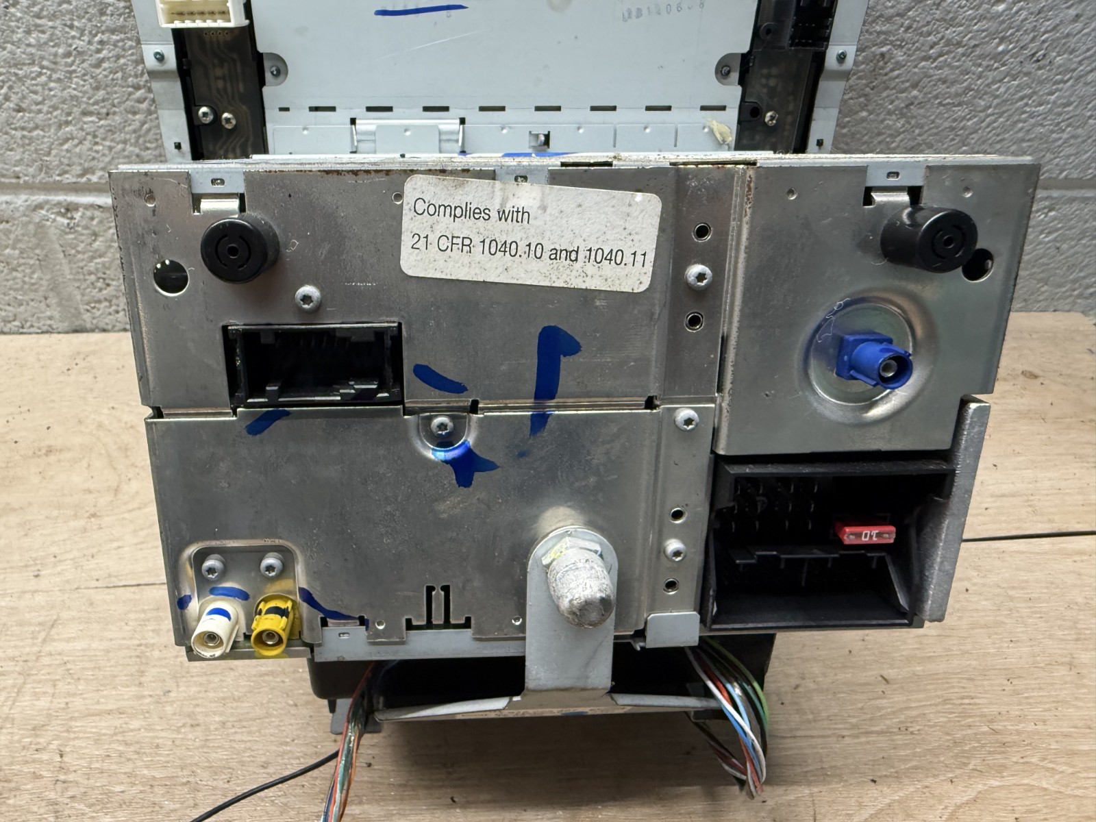 Maserati Quattroporte 2003-2008 Head unit