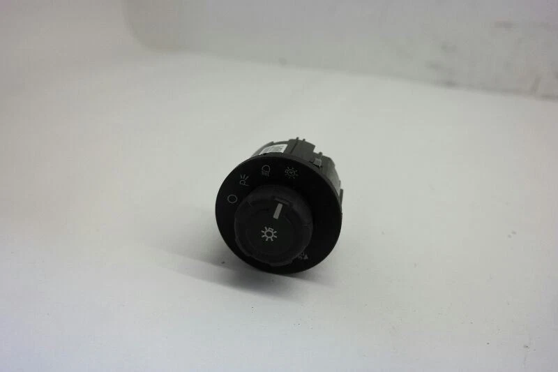 Interruptor de faros Ford F150 2009  Foto 3 de 4