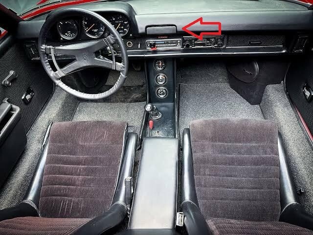 Supporto per telefono magnetico Exactfit. Porche 992 - PM0197 | Design 911