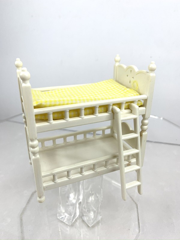 CALICO CRITTERS Bunk Beds Furniture Sylvanian Families Epoch Blanket Ladder Yel