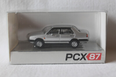 PCX87: 870617 VW Jetta II Sonderfarbe silber