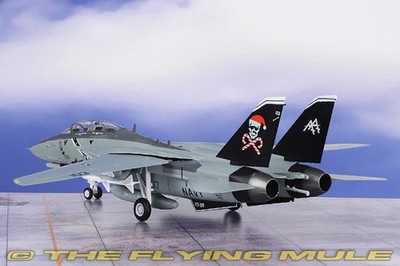 Easy Model 1:72 F-14D Tomcat USN VF-103 Jolly Rogers Santa Cat | eBay