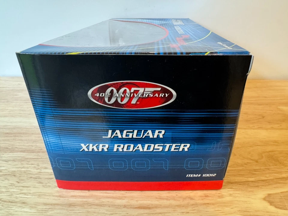VTG 2002 Jaguar XKR Roadster 1:18 Scale Die Cast James Bond 007 10012 NEW SEALED - Image 3 of 4
