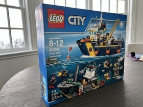 LEGO 60095 City Deep Sea Exploration Vessel Mint New Factory Sealed In Box