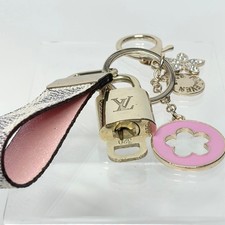 Louis Vuitton Lock  Key Set 320 with Handmade Damier Loop Keychain  Charms