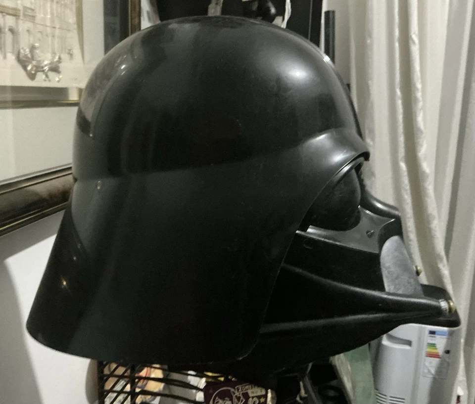 Elmetto Casco di Darth Vader Star Wars Vintage 2005 - Immagine 2 di 3