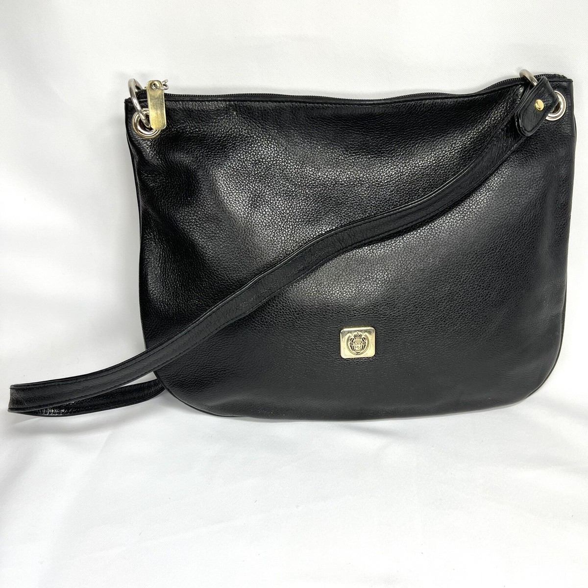 Liz Claiborne Vintage Genuine Pebbled Leather Crossbody  display picture 2