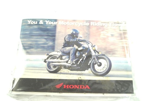 HONDA Monkey 125 2019 Owner's Manual w Motorcycle Riding Tips Booklet EXC E123 - Picture 3 of 4