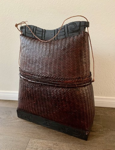 Vintage Southwestern Asian Ethnic Hand Woven Carry Basket