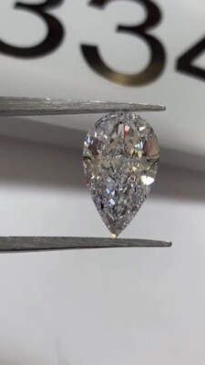 3 crt  Pear Cut Certified White Color Natural Diamond VSS1 Clarity D Grade