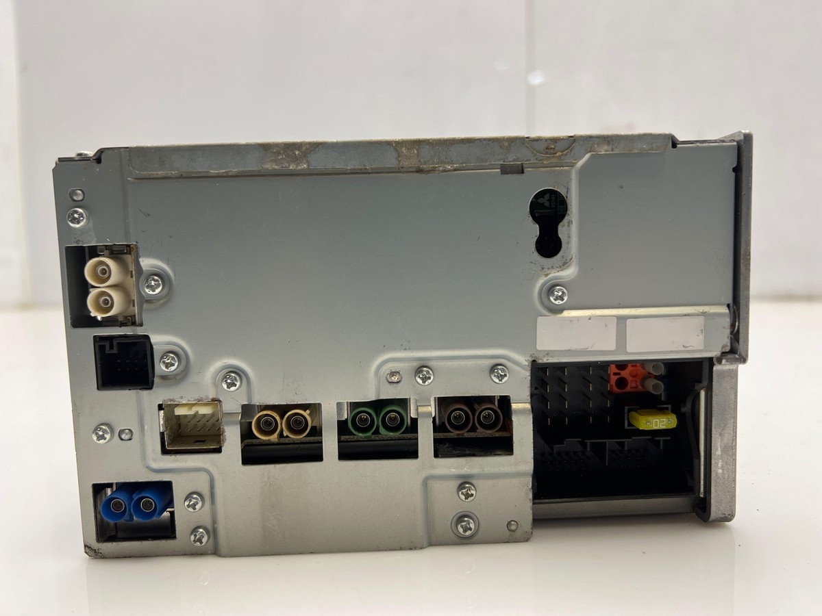 10 11 Mercedes-Benz W212 Radio Receiver Assembly Command Head Unit  