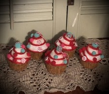 Juego de 5 adornos para árboles de Navidad CANDY CUPCAKE 3" de alto rojo blanco rosa verde