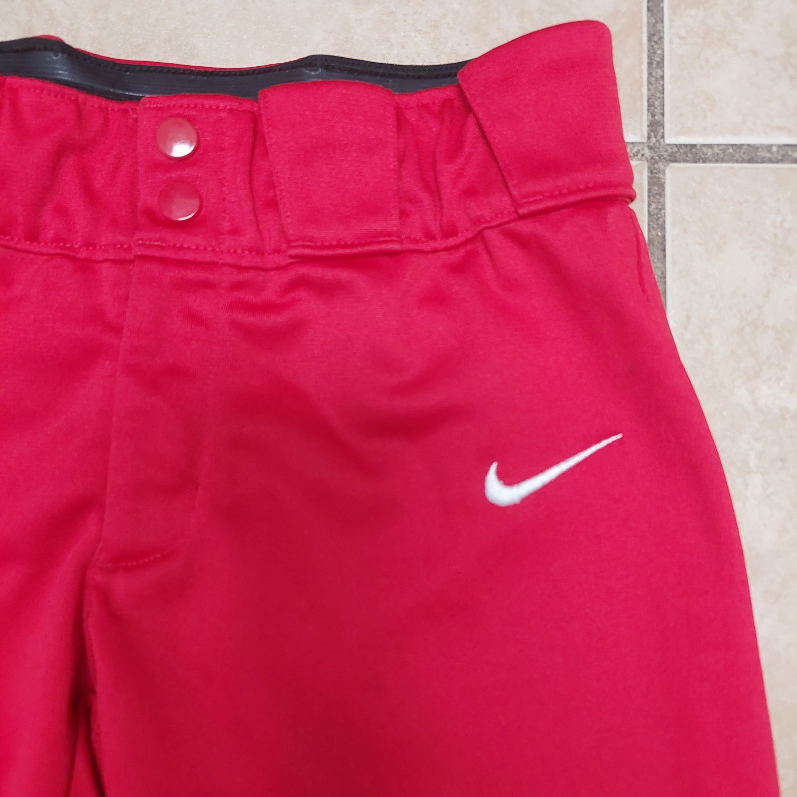 Nike 2 Button Women’s Red Vapor Select Softball Pants Size Small w/ belt loops S