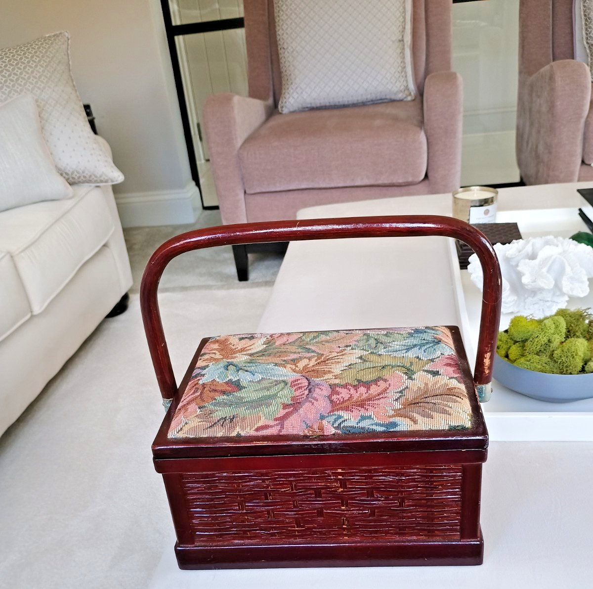 VINTAGE SEWING BASKET WITH TAPESTRY LID AND HANDLES