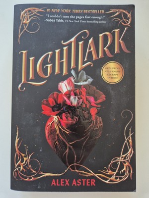 Lightlark von Aster, Alex (The Lightlark Saga Book 1) | Zustand sehr gut
