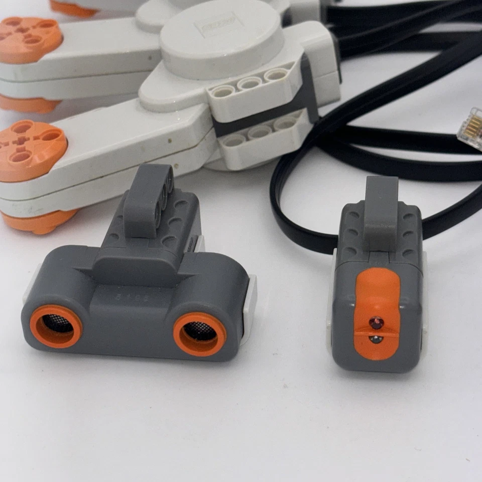 Lego Mindstorms NXT Servomotores Eléctricos Cables Ultrasónicos Lote de Piezas Mixtas Foto 3 de 3