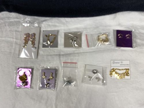 Selection of 10 Fashion Doll Jewelry Sets.