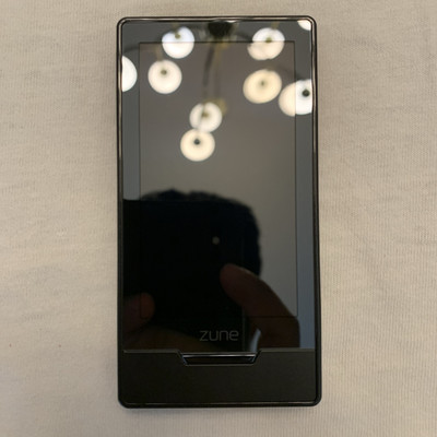 Microsoft Zune HD Black ( 32 GB ) Digital Media Player for sale