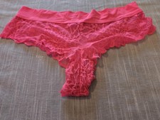VICTORIA'S SECRET PINK EXTRA LOW RISE CHEEKSTER LACE PANTIES HOT PINK SIZE M