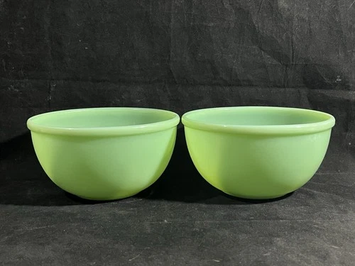 Vintage 1950s Fire King Oven Ware Jadeite 7” Mixing Bowl Rolled Rim Two In Set