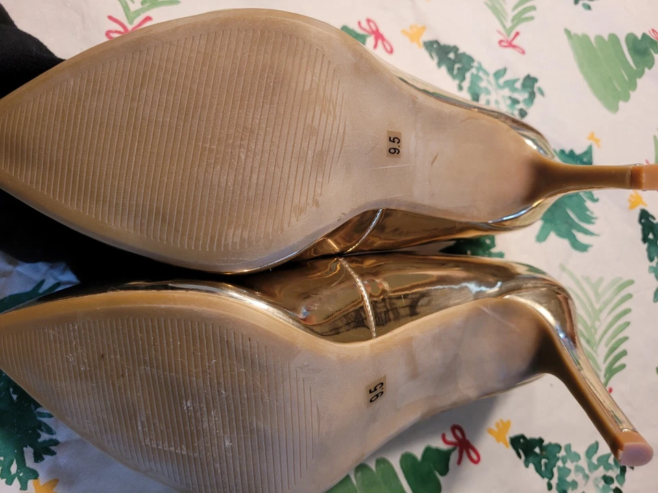Farylrobin Anthropologie Tacones Dorados Talla 9.5 Foto 3 de 4