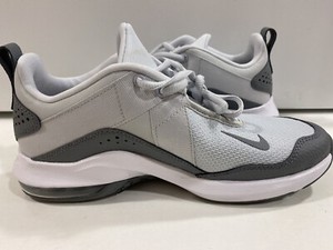 nike trainers size 6.5 mens