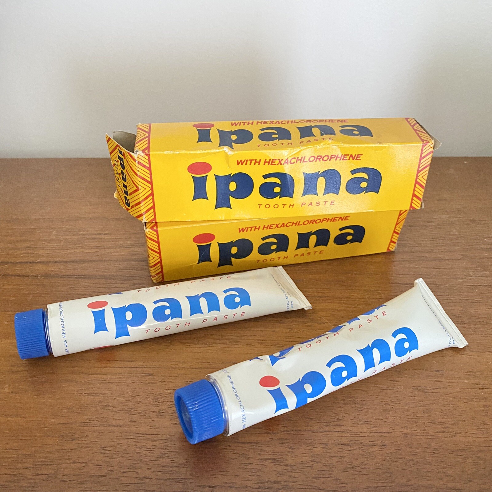 RARE 1X Vintage 50s IPANA Fluoride PLUS 3 1/2 OZ Toothpaste METAL Tube