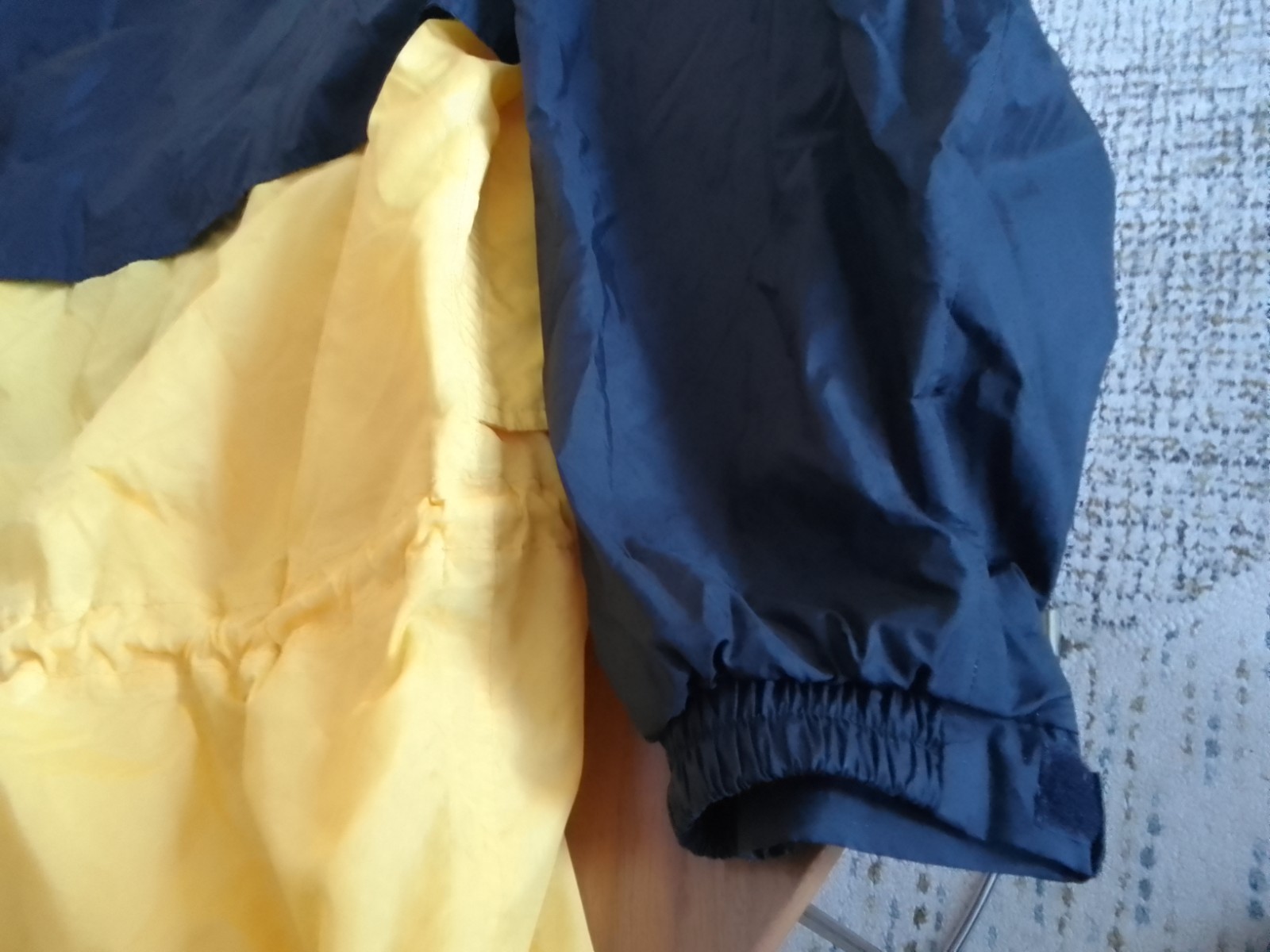 Helly Hansen Packable Hooded Jacket Raincoat Medi… - image 14