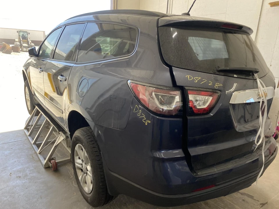 Used Front Left Seat Belt Front fits: 2013 Chevrolet Traverse bucket driver retr Foto 4 de 4