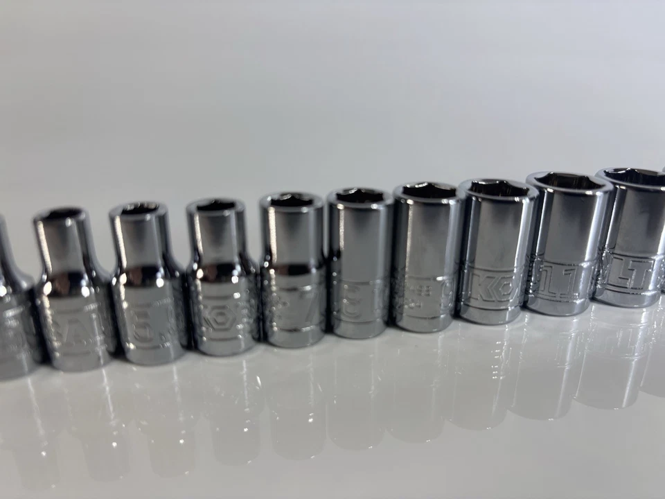 KOBALT 1/4” Drive Socket Set 24pc Metric SAE 6pt Chrome Tool Set Mechanics New - Image 4 of 4