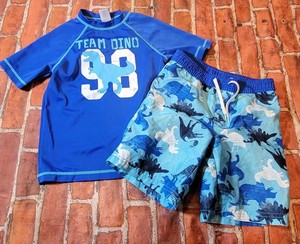Gymboree Outlet Boys Dino Swim Set Dinosaur Rashguard & Trunks sz 5t