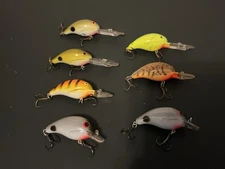 Lot Of (7) Bandit Fishing Lures - Shallow And Deep Diving Crankbaits