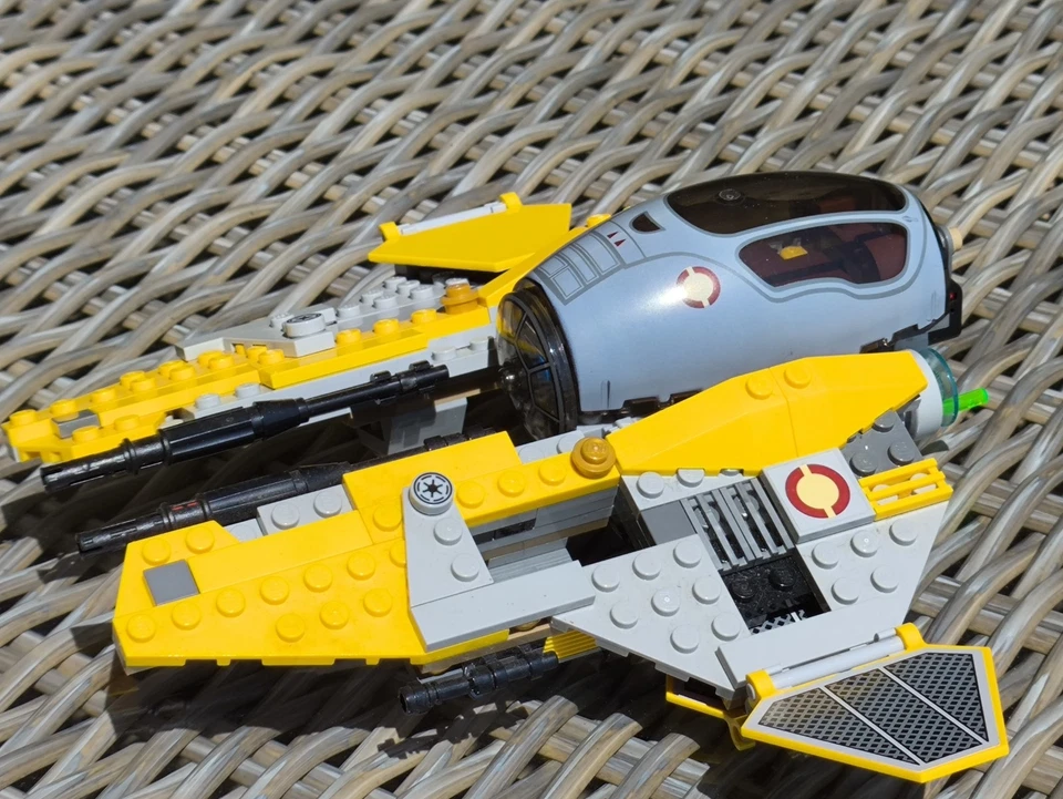 LUCAS FILM LEGO STAR WARS 75038 JEDI INTERCEPTOR + MINIFIG ANAKIN SKYWALKER 2014 - Photo 3/4