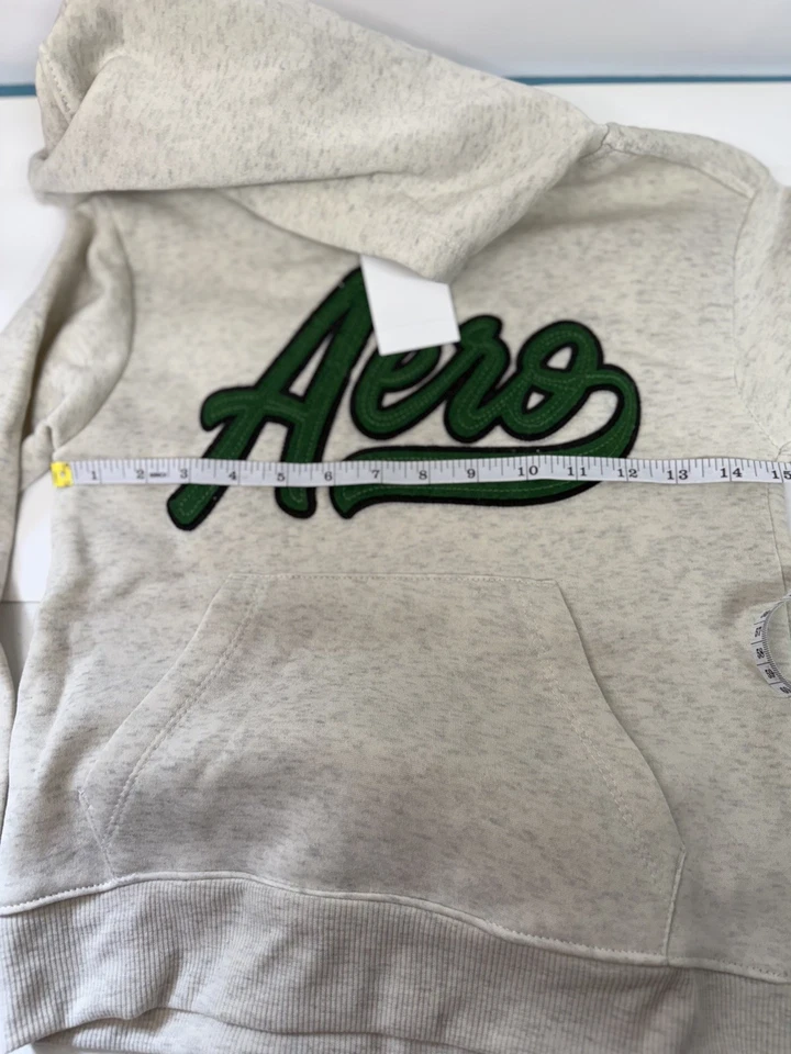 Conjunto de sudadera con capucha y pantalones cortos Aeropostale para niños talla 8 nuevo: otro Foto 3 de 4