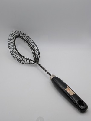 Vintage Ecko Coiled Wire Wisk/Coil Spring Wisk Egg Beater MCM Farmhouse Kitchen