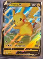 Pikachu V 086/264 Holo V Rare Fusion Strike Pokemon