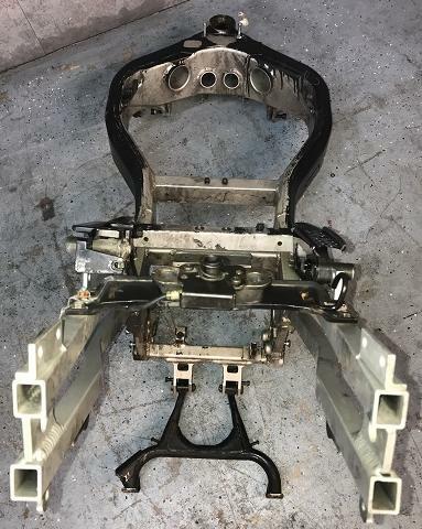 ボクシング nn 95-01 KAWASAKI NINJA ZX11 ZX1100FRAME CHASSIS CLN EZ FRAME