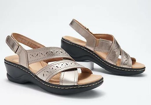 clarks pearl sandals