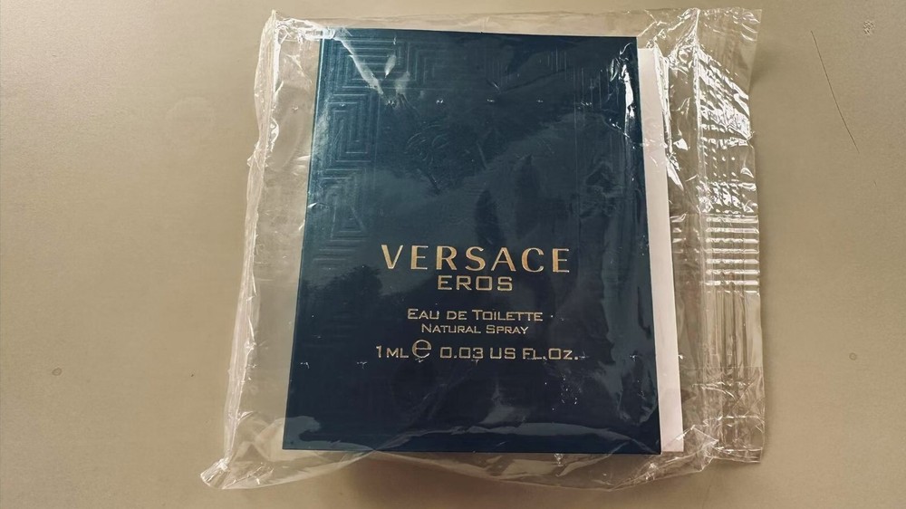 NEW SEALED 2024 VERSACE EROS Cologne for Men 0.03oz/1ml Eau de Toilette Spray